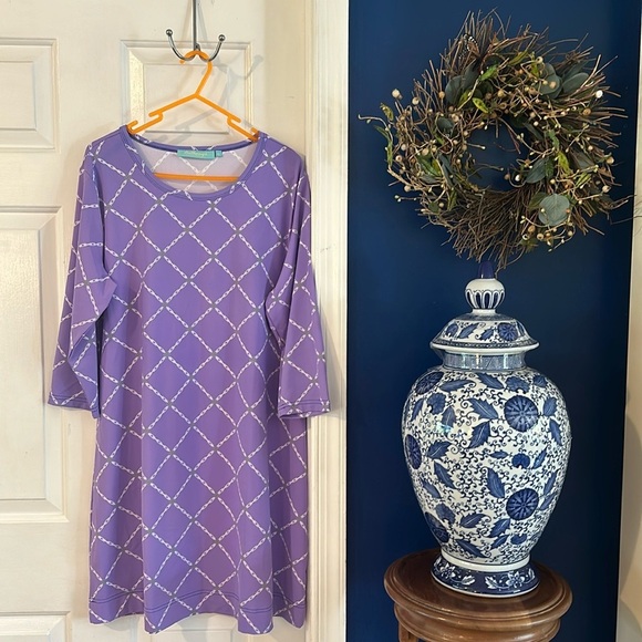 Anthony’s Resortwear Lavender & White Trellis Pattern Polyester & Spandex Dress - Picture 1 of 8